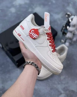 Supreme X Nike Air Force 1 Cream