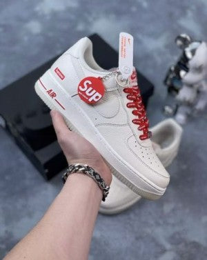 Supreme X Nike Air Force 1 Cream