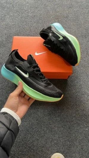 NYK Zoom Fly 4 black green