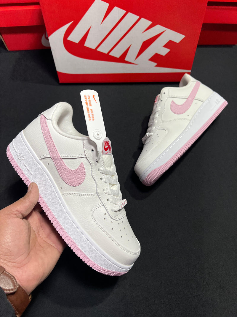 NYK AF1 PINK SWOOSH WOMEN