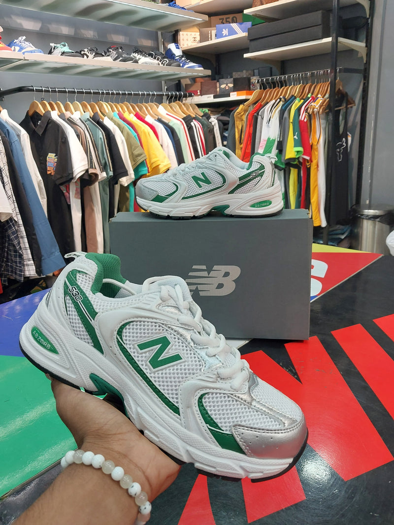 NB 550 ENG WHITE GREEN WOMEN