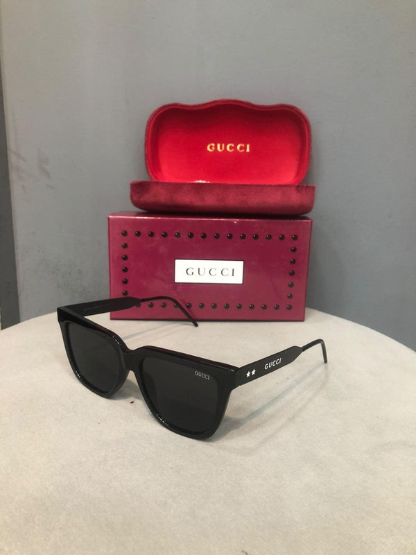 GUC BLACK SUNGLASS WITH OG BOX