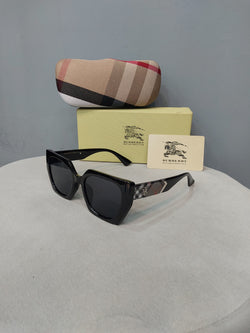 BURBERRY SUNGLASSES