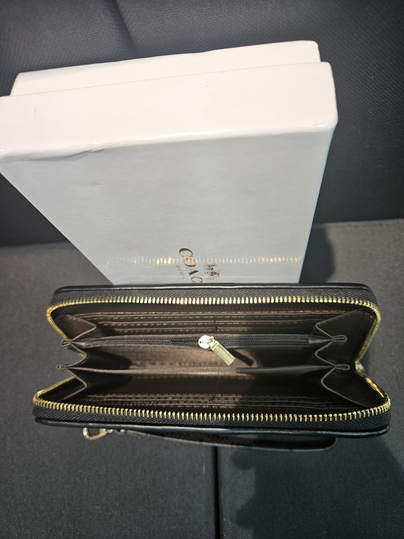 Coach Hand Wallet Black